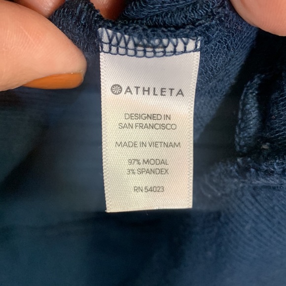 Athleta Cut Out Neck Sweatshirt Top Constellation Blue W-309 Size Small - Picture 7 of 10